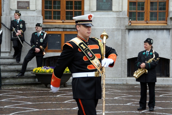 HERDENKING V-DAY 1945-2010-ROESELARE