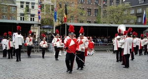 HERDENKING V-DAY 1945-2010-ROESELARE