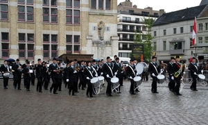 HERDENKING V-DAY 1945-2010-ROESELARE