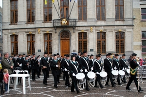 HERDENKING V-DAY 1945-2010-ROESELARE