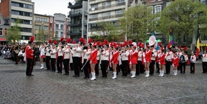 HERDENKING V-DAY 1945-2010-ROESELARE