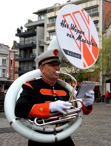 HERDENKING V-DAY 1945-2010-ROESELARE