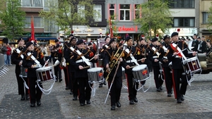 HERDENKING V-DAY 1945-2010-ROESELARE