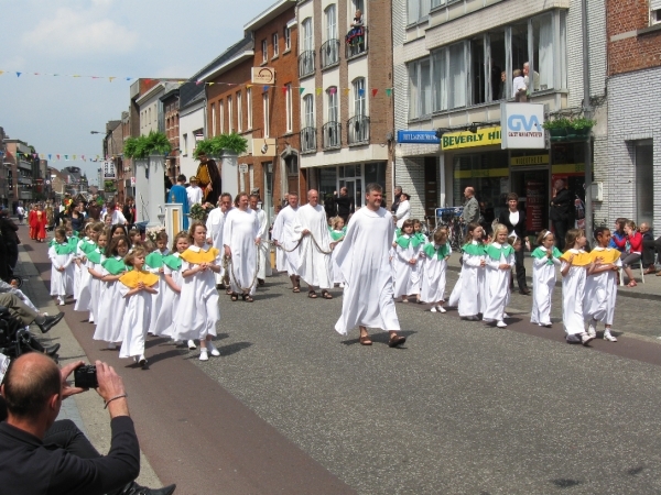 Sint-Dimpna Ommegang, Geel 16-05-2010 024