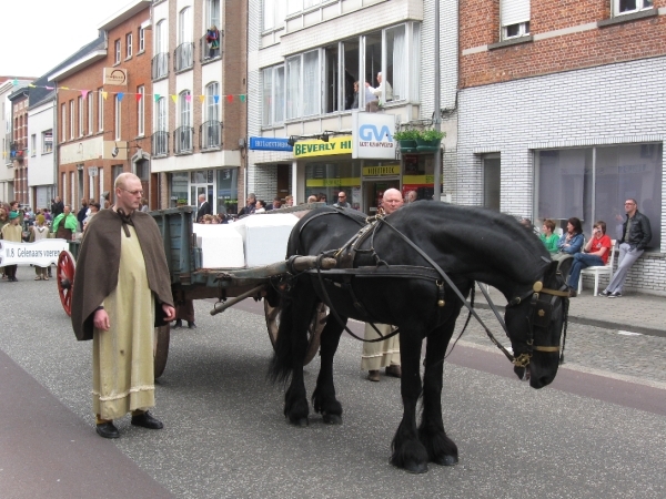 Sint-Dimpna Ommegang, Geel 16-05-2010 059