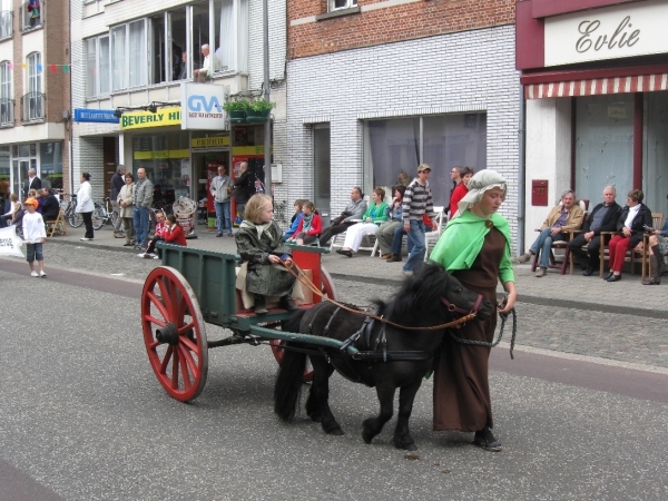 Sint-Dimpna Ommegang, Geel 16-05-2010 060