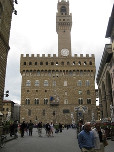 piazza della sigoria het paleis toren 94 m hoog