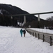 Op weg naar de skipiste met brug van Brenner