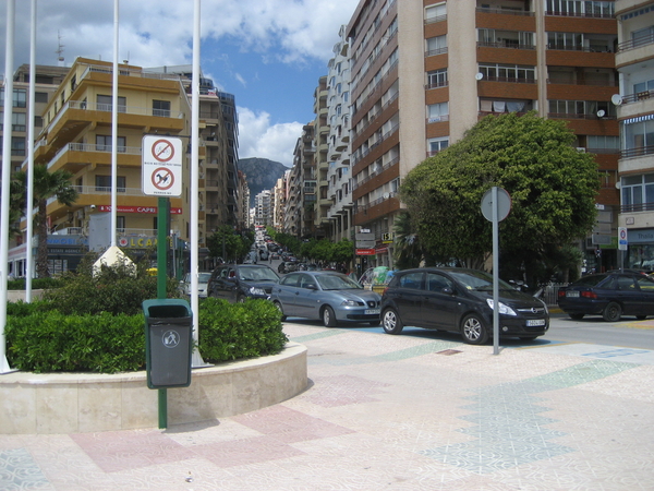 2010 012