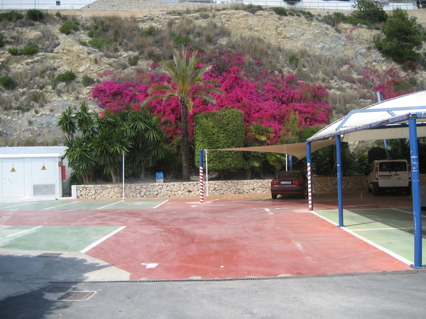 2010 023