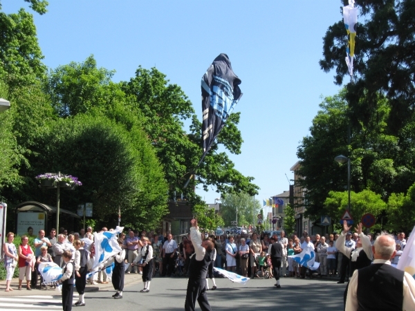 Halle Maria Processie Pinksteren 2010 039