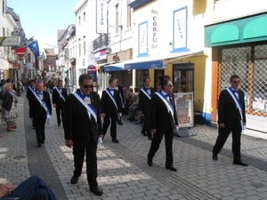 Halle Maria Processie Pinksteren 2010 065