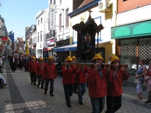 Halle Maria Processie Pinksteren 2010 175