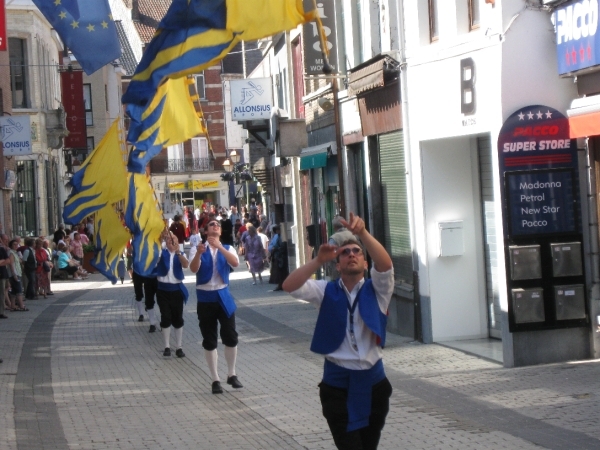 Halle Maria Processie Pinksteren 2010 186