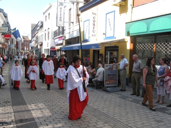 Halle Maria Processie Pinksteren 2010 191