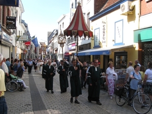 Halle Maria Processie Pinksteren 2010 214