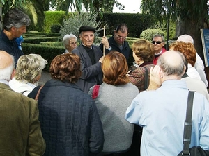 S. Callisto - D. Stefani Giovanni  con un gruppo d' Italiani