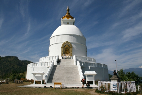 Op de top van de heuvel het heiligdom
