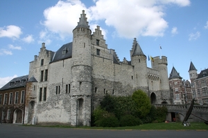 Zijaanzicht van het Steen