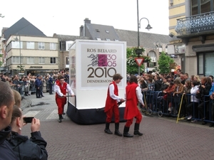 Dendermonde Ros Beiaard ommegang '01 011