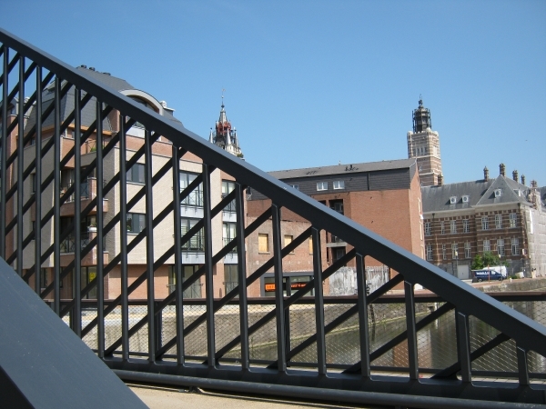 de nieuwe brug