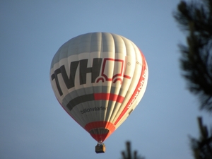 Boven in de lucht