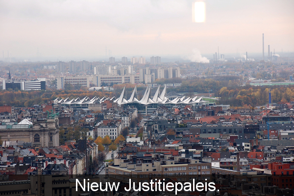 Vanop de Boerentoren