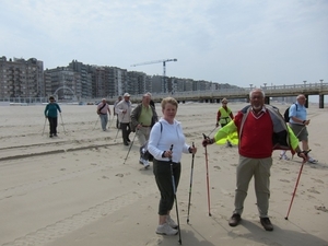 Blankenberge - stappen over het strand