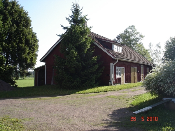 Oude schuur van Roope en Evie