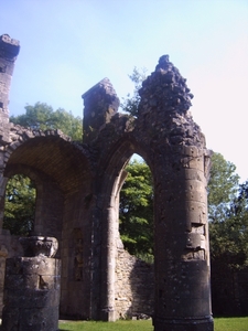 Ruine van de kerk !