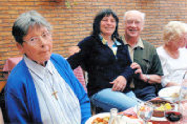 Met Dominique en de non