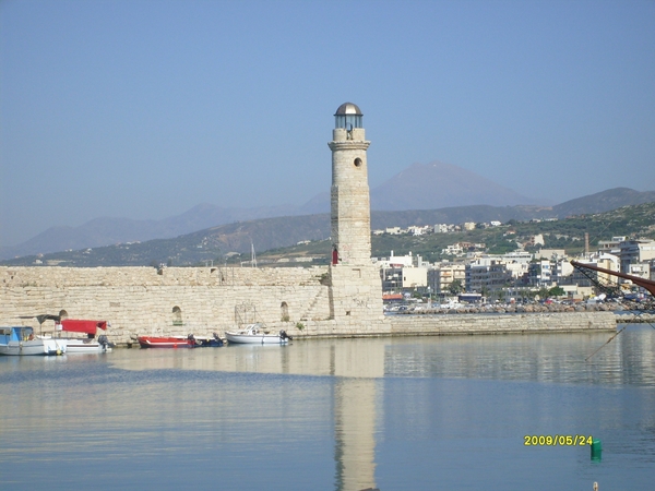 haven met vuurtoren