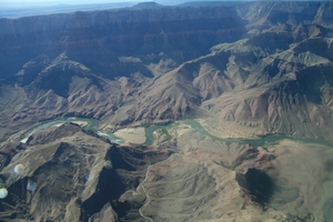 Vliegen over de Grand Canyon