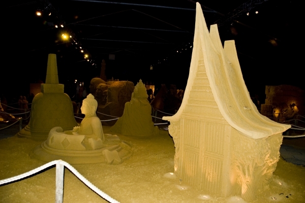 050 Blankenberge 2010 - Zandsculpturen