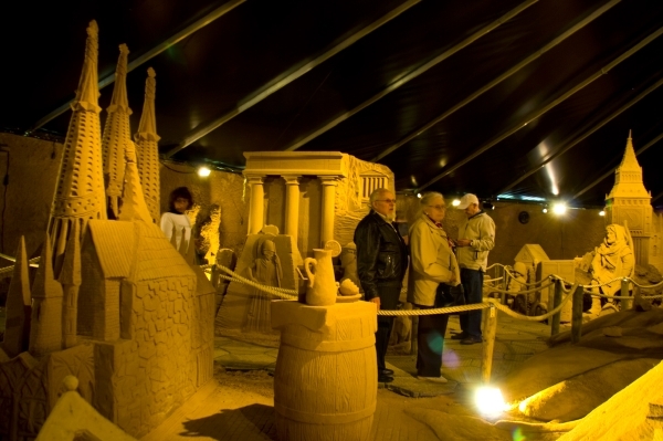 135 Blankenberge 2010 - Zandsculpturen