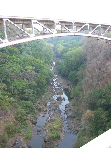 2003-04  0020 brug 06