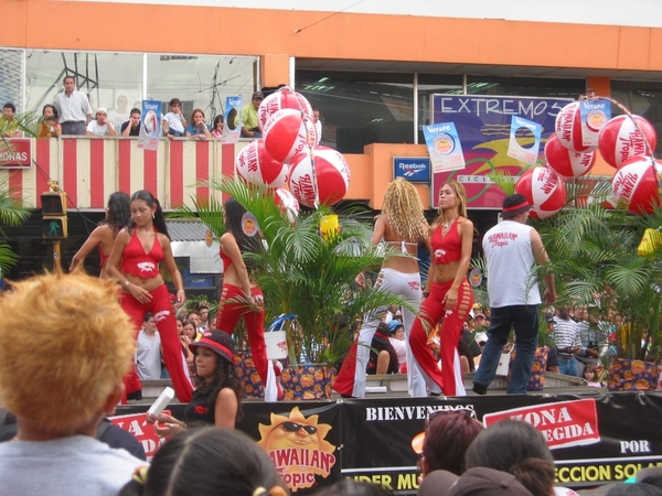 2003-12   0140 Karnaval 27