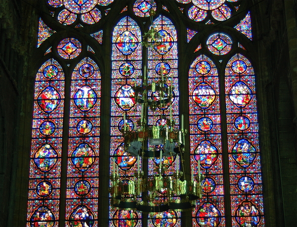 Dinant. Collegiale kerk