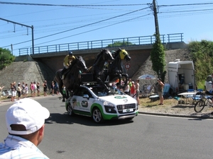 Le tour de France rijd door Leest 4-7-2010 023