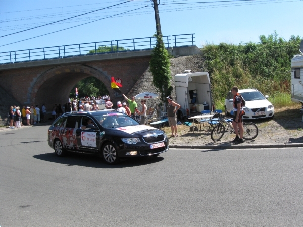 Le tour de France rijd door Leest 4-7-2010 033