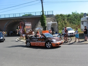 Le tour de France rijd door Leest 4-7-2010 050