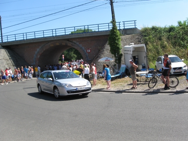 Le tour de France rijd door Leest 4-7-2010 058