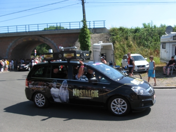 Le tour de France rijd door Leest 4-7-2010 073