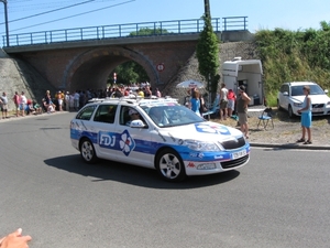 Le tour de France rijd door Leest 4-7-2010 083