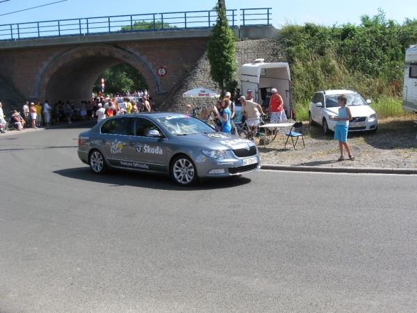 Le tour de France rijd door Leest 4-7-2010 096