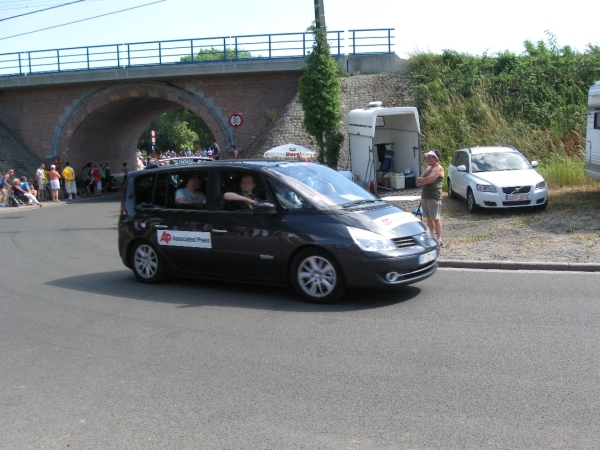 Le tour de France rijd door Leest 4-7-2010 106