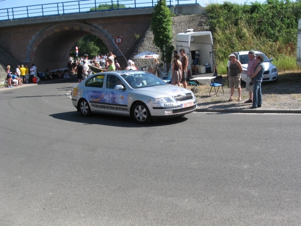 Le tour de France rijd door Leest 4-7-2010 151