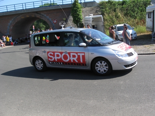 Le tour de France rijd door Leest 4-7-2010 156