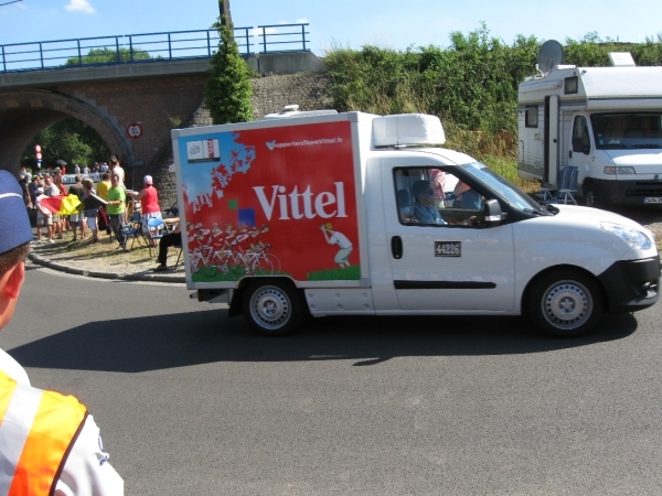 Le tour de France rijd door Leest 4-7-2010 162