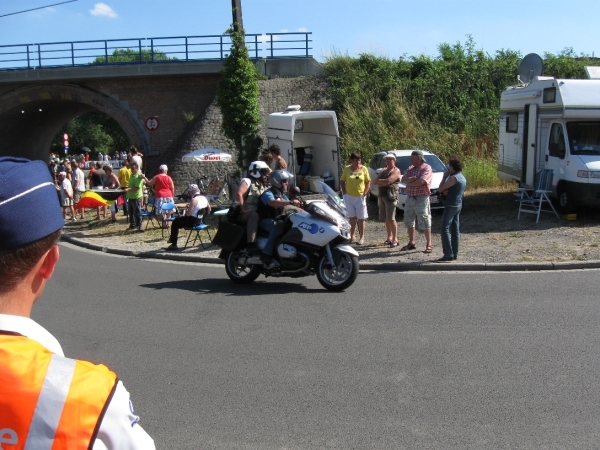 Le tour de France rijd door Leest 4-7-2010 163